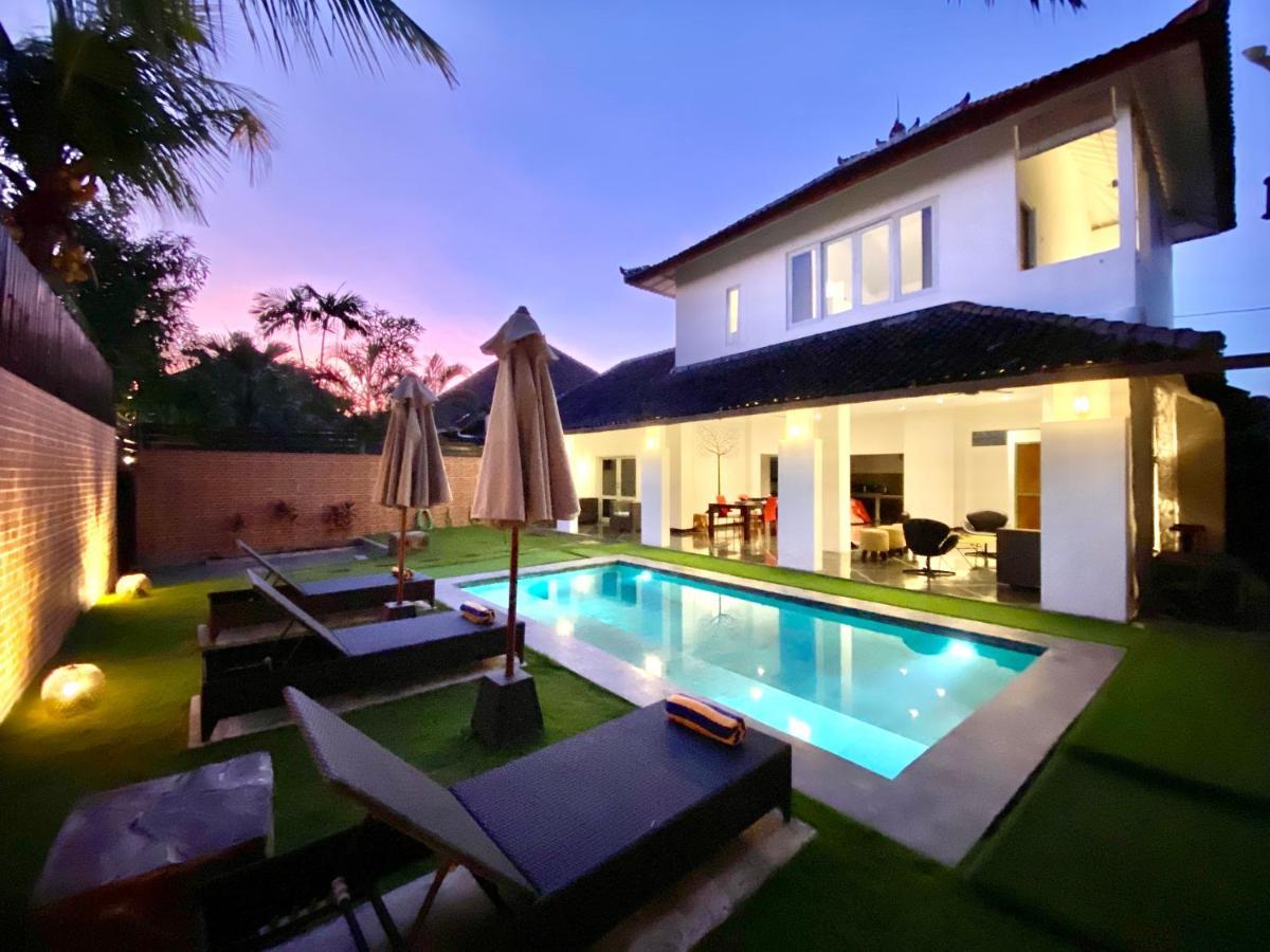 Villa Julia | Heart Of Seminyak | 350M Beach Buitenkant foto