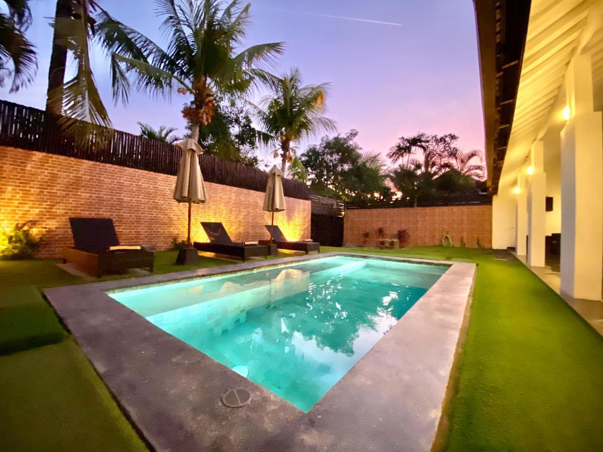 Villa Julia | Heart Of Seminyak | 350M Beach Buitenkant foto