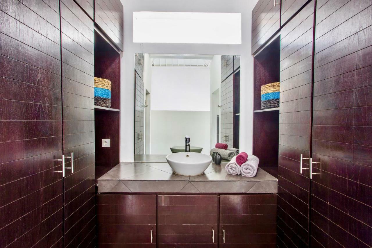 Villa Julia | Heart Of Seminyak | 350M Beach Buitenkant foto